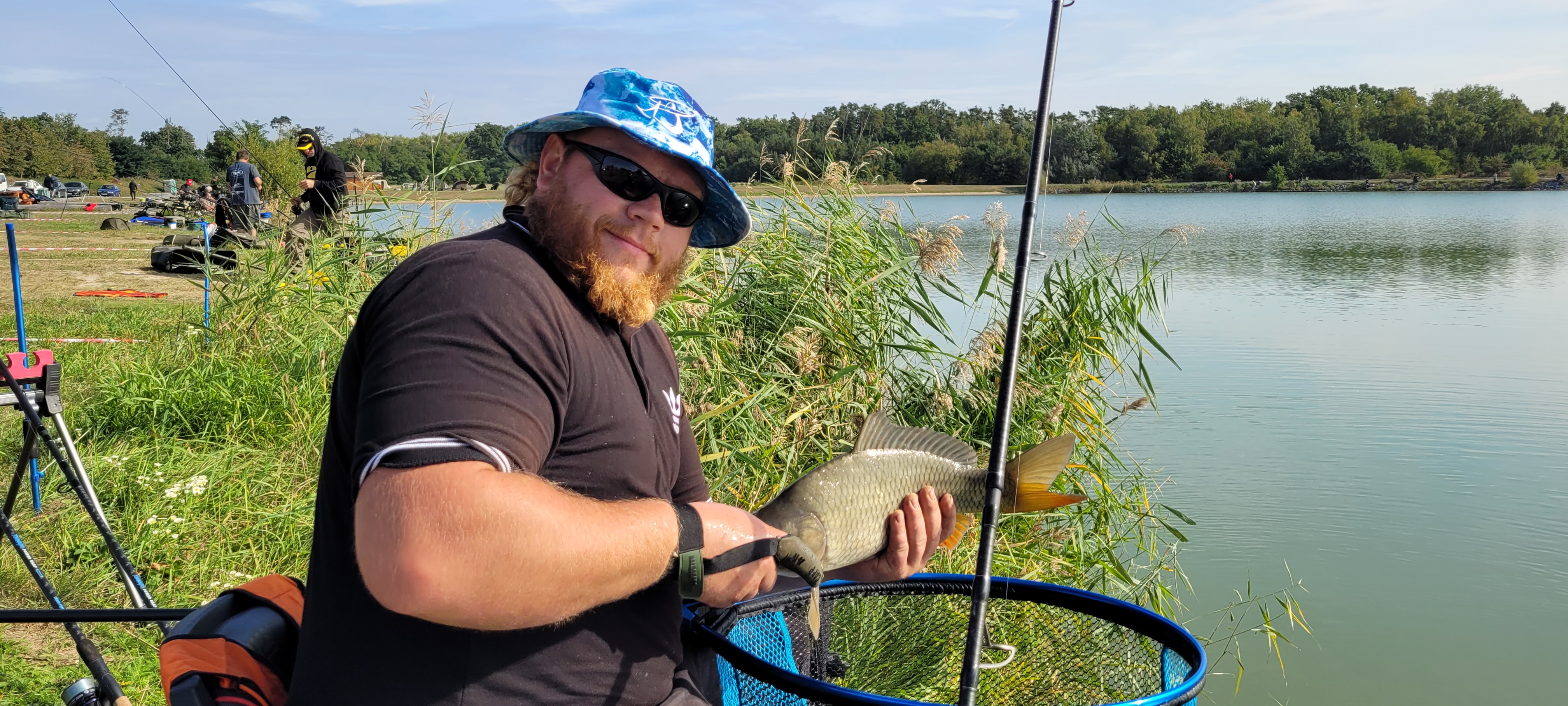 AD7776B4 2061 43AB 9D79 E088B1366C9F